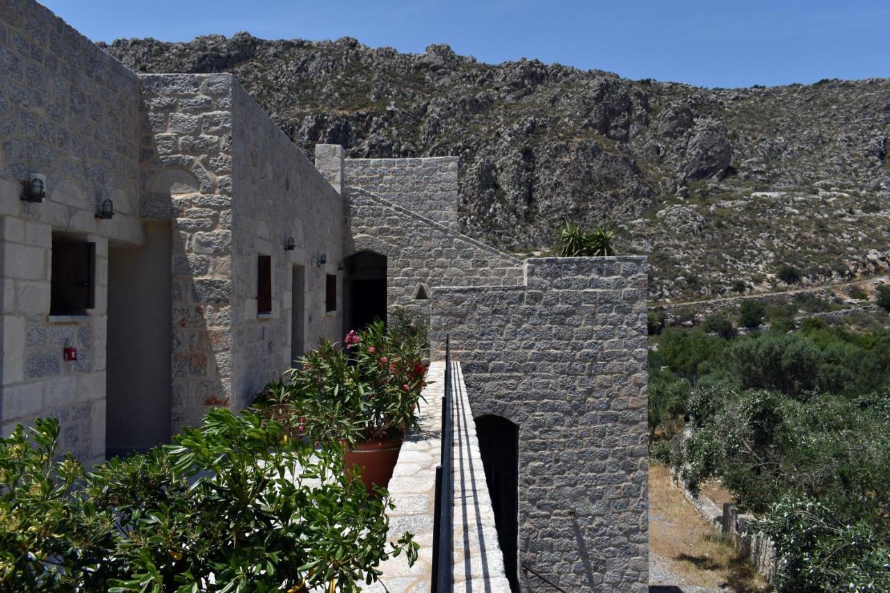 Akroyiali Apartments Gerolimenas Exterior photo
