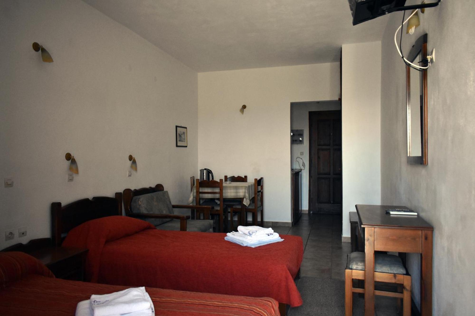 Akroyiali Apartments Gerolimenas Room photo