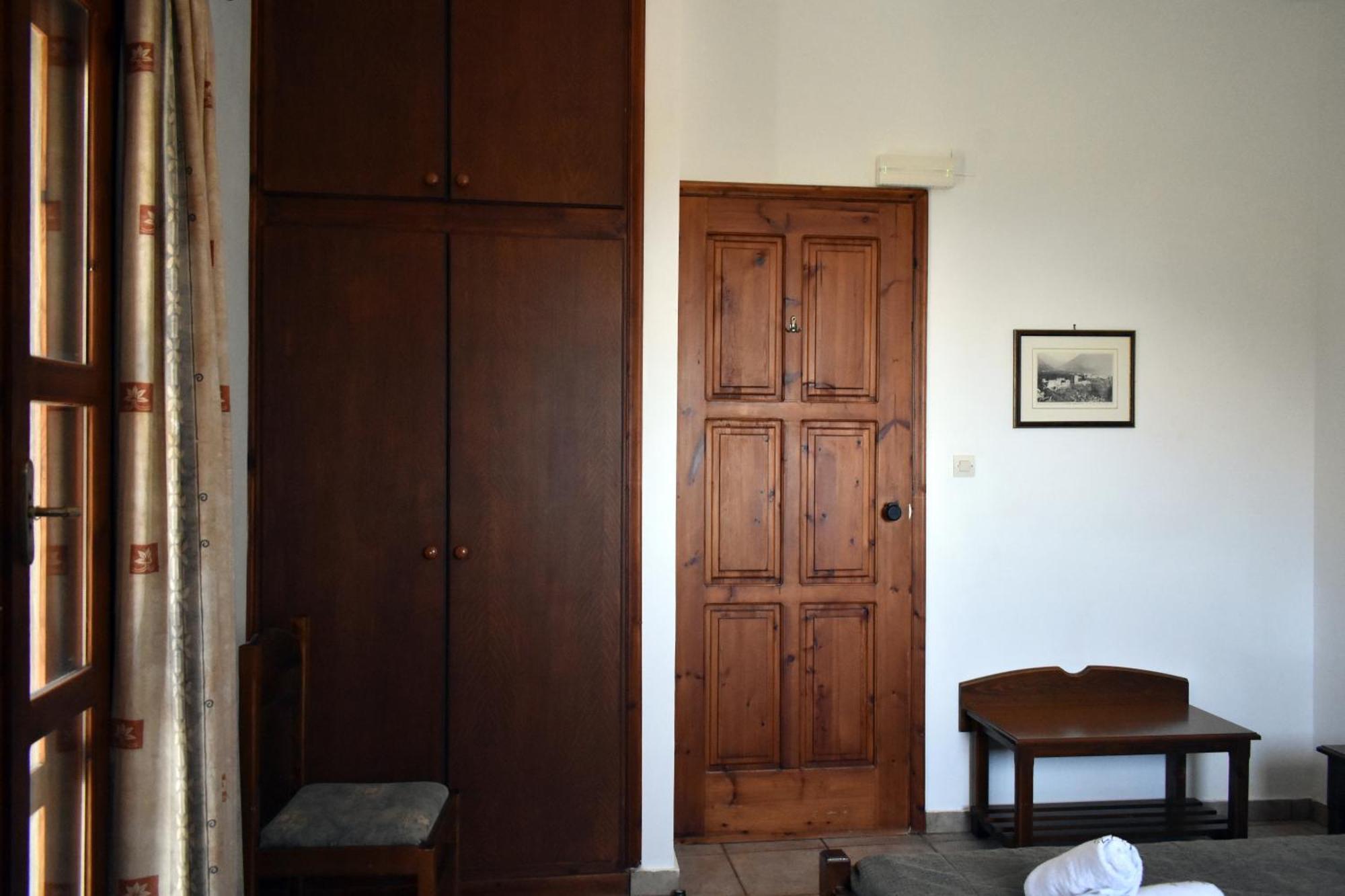 Akroyiali Apartments Gerolimenas Room photo